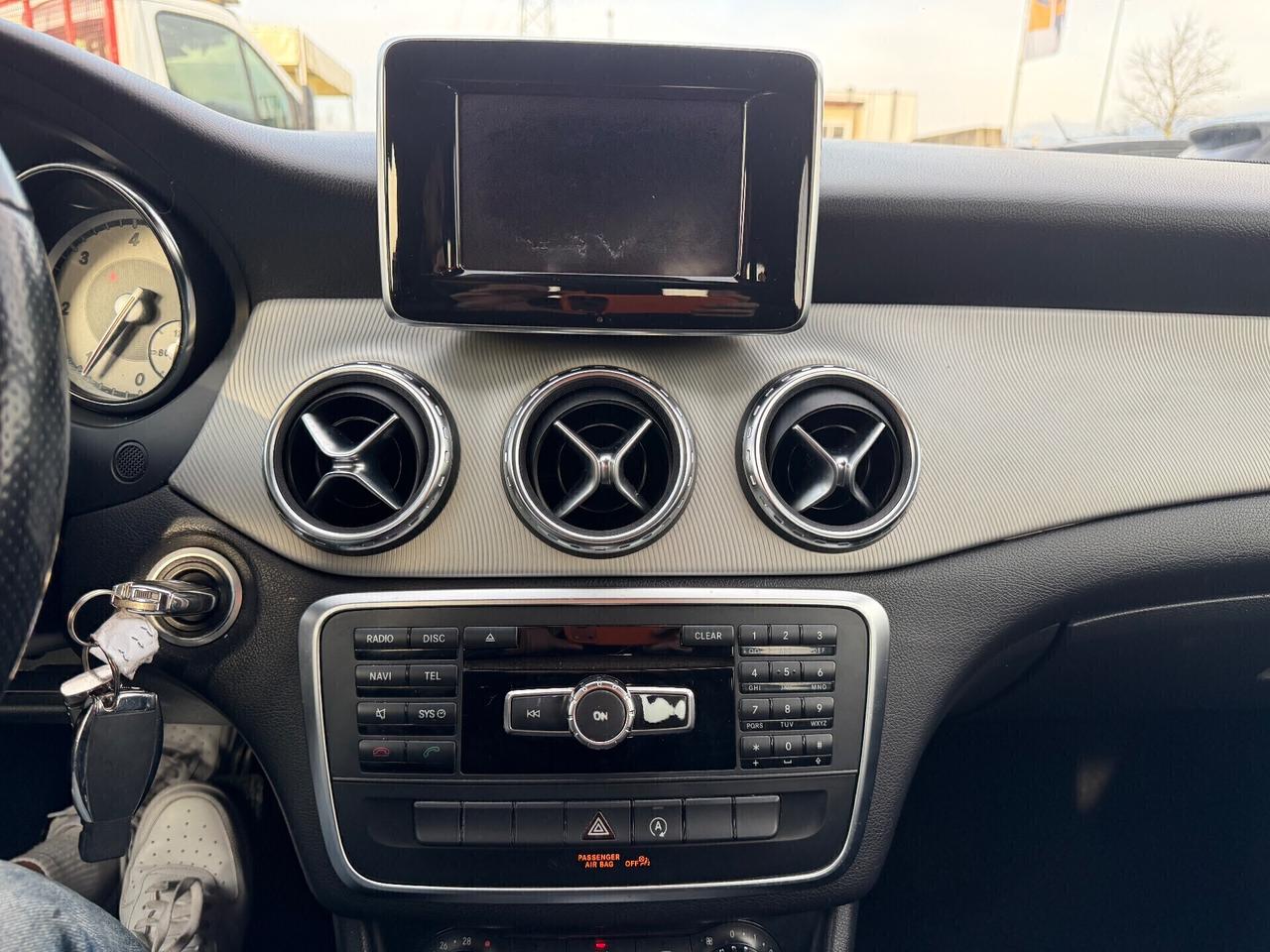 Mercedes-benz GLA 200 CDI Premium