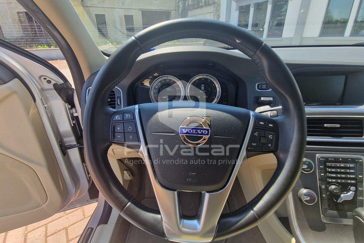 VOLVO S60 2.0 T Powershift Summum