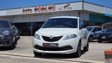 Lancia Ypsilon 1.2 69 CV 5 porte Gold