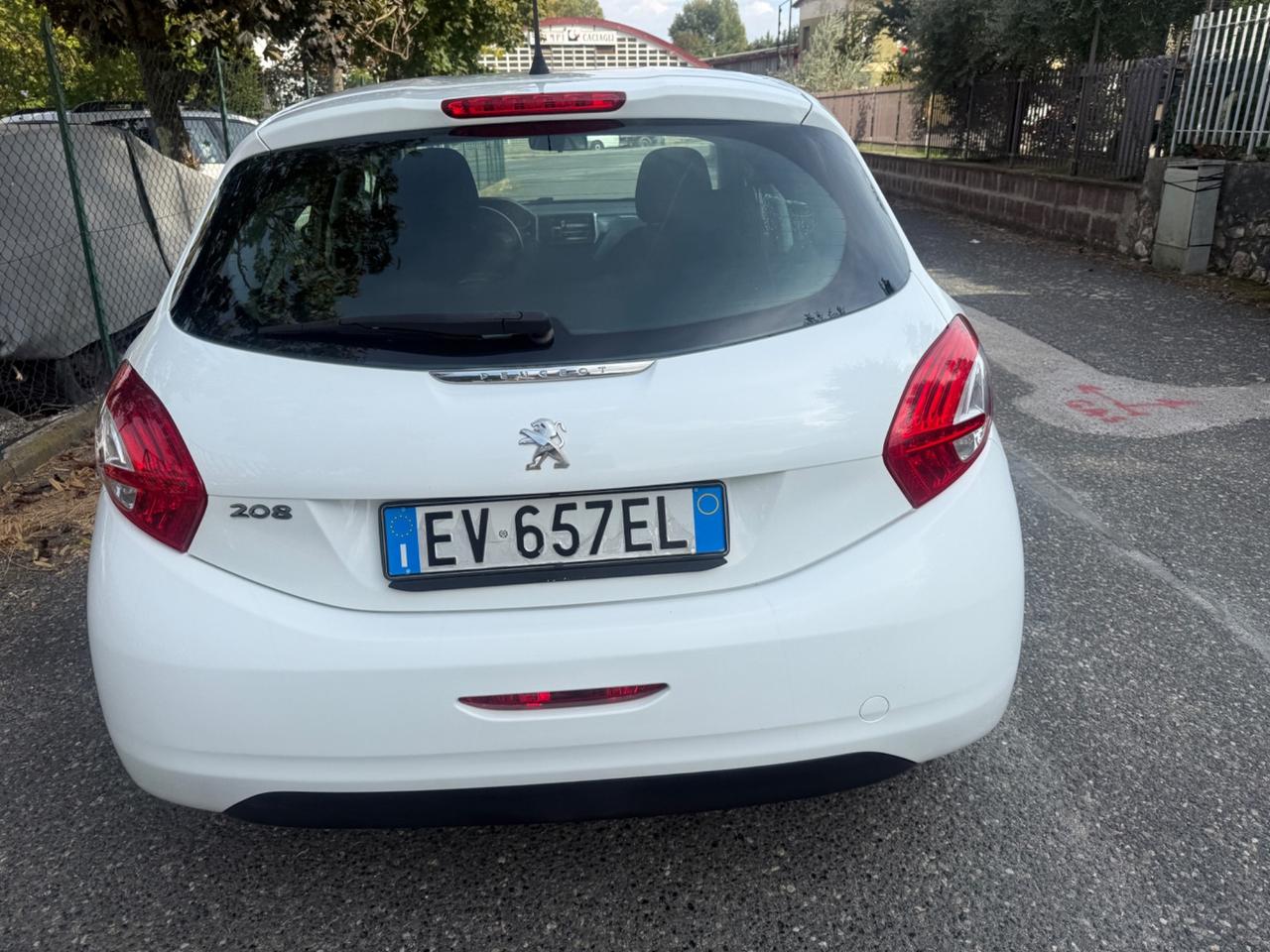 Peugeot 208 PureTech 82 5 porte Allure