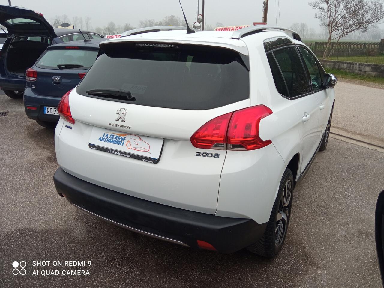 Peugeot 2008 BlueHDi 100 ACTIVE 5P NAVI