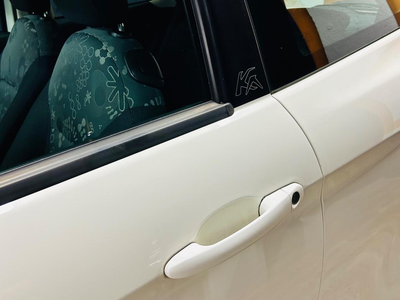 FORD KA 1.2 CON SOLI 32.011 KM IN CONDIZIONI DA VETRINA.