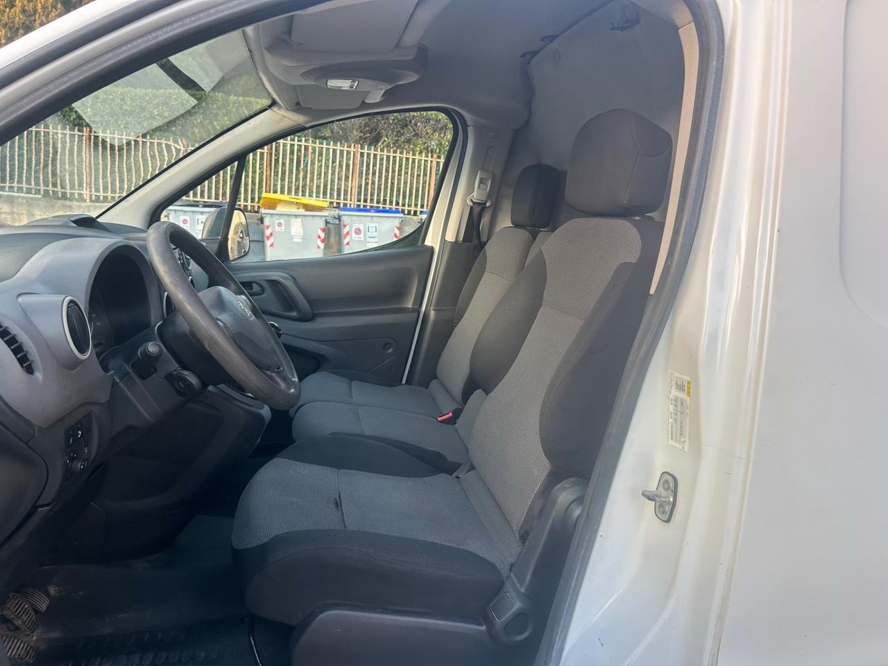 Peugeot Partner BlueHDi 3 Posti Euro6