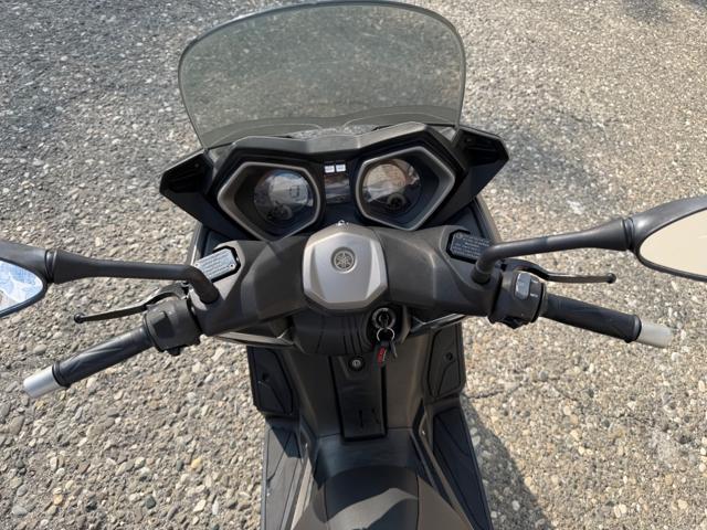 YAMAHA X-Max 125 X MAX 125cc CON BAULETTO solo 35000 KM