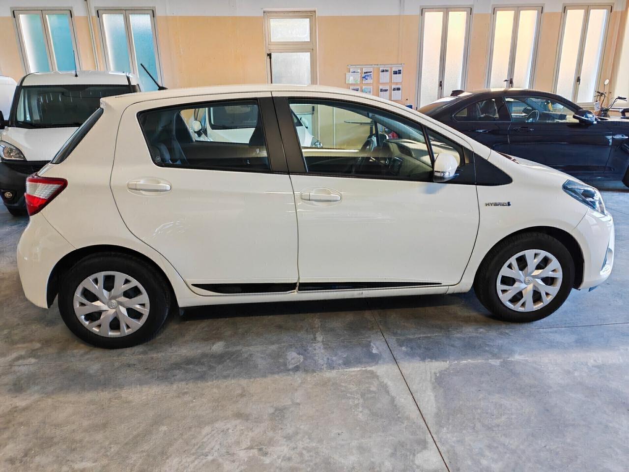 Toyota Yaris 5p 1.5 hybrid AUTOCARRO N1 4posti più IVA uniprop