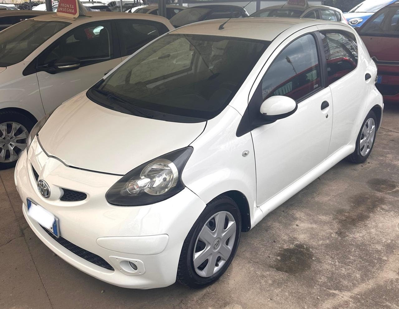 Toyota Aygo 1.0 12V VVT-i 5 porte Deep Ocean Connect