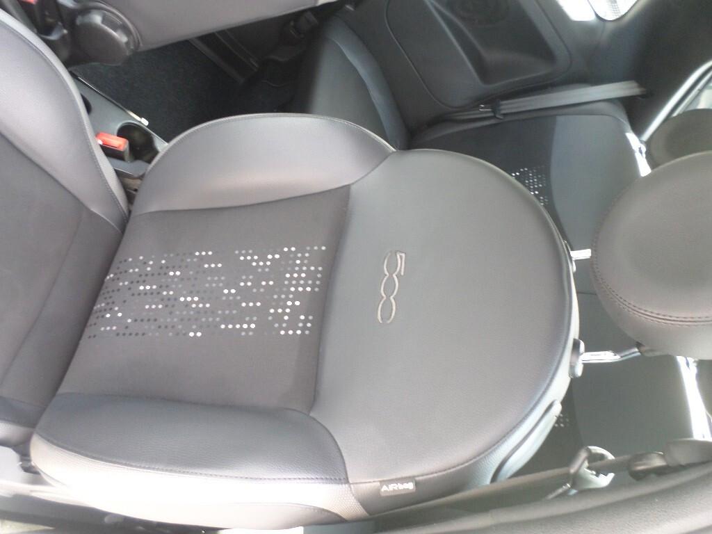 Fiat 500 1.0 Hybrid Red