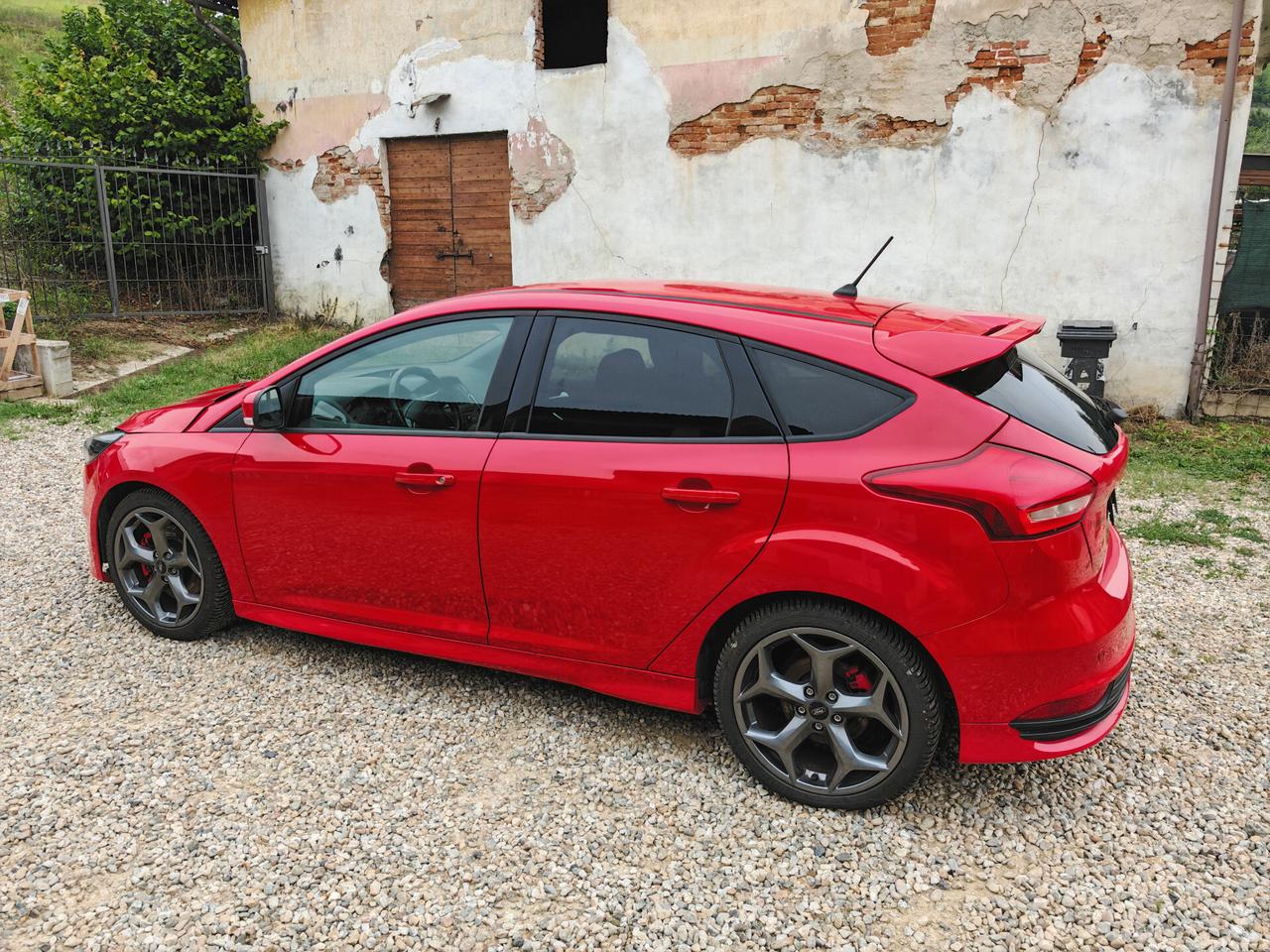 Ford Focus 2.0 EcoBoost 250 CV ST3
