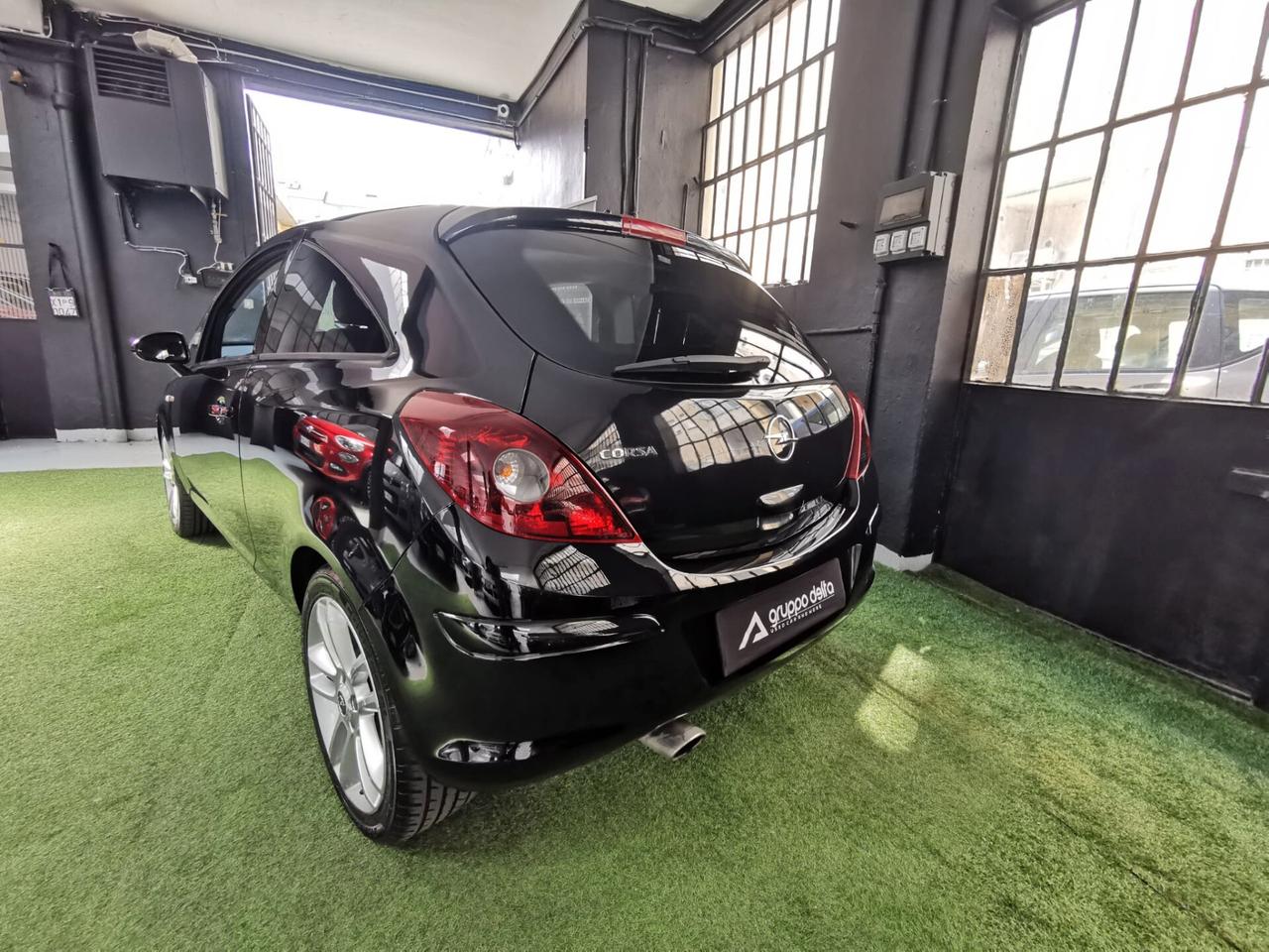 Opel Corsa 1.2 Sport NEOPATENTATI GARANZIA 12 MESI