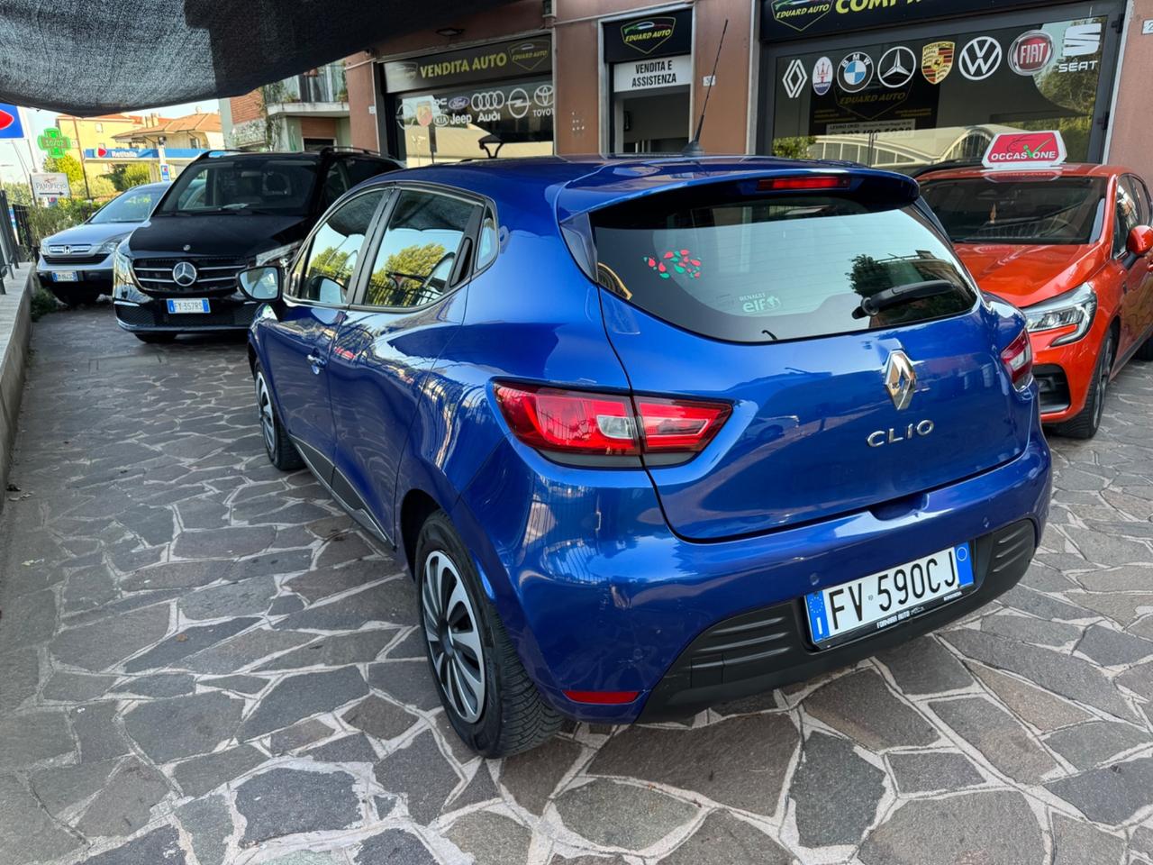 Renault Clio dCi 8V 75 CV 5 porte Life euro 6 neo patentati