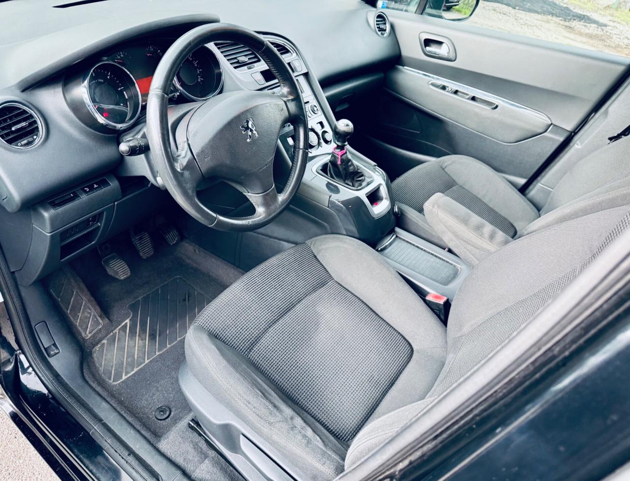 Peugeot 5008 2.0 HDi 150CV Business 7 Posti