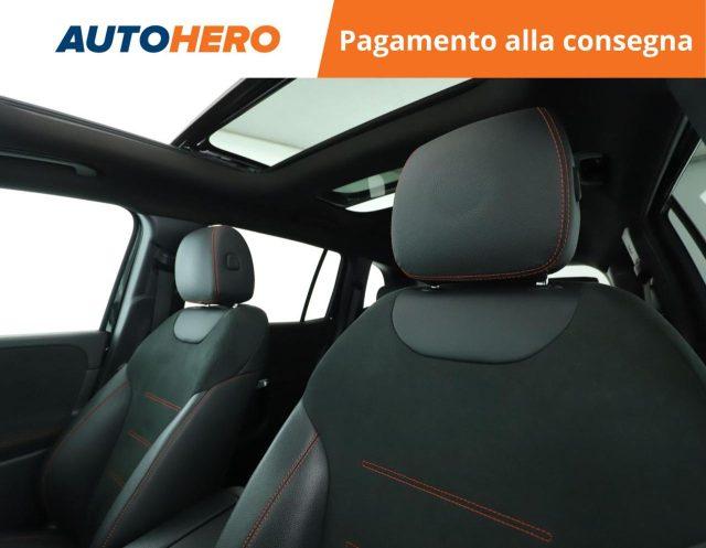 MERCEDES-BENZ GLB 200 d Automatic Premium