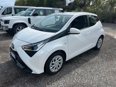Toyota Aygo Connect 1.0 VVT-i 72CV 5 porte x-business plus