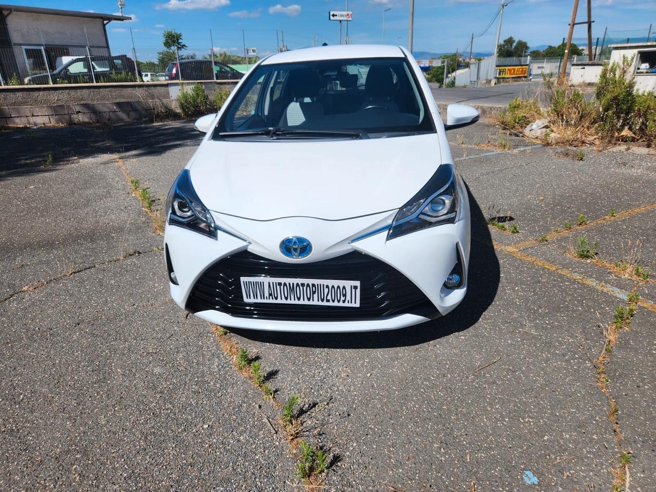 Toyota Yaris 1.5 Hybrid 5 porte Business garanzia permute finanziamenti