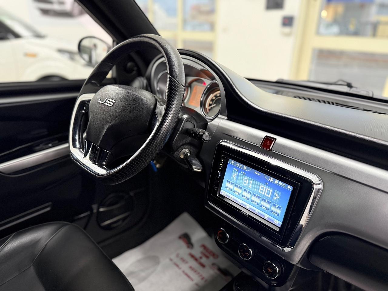 Ligier JS 50 Black & White