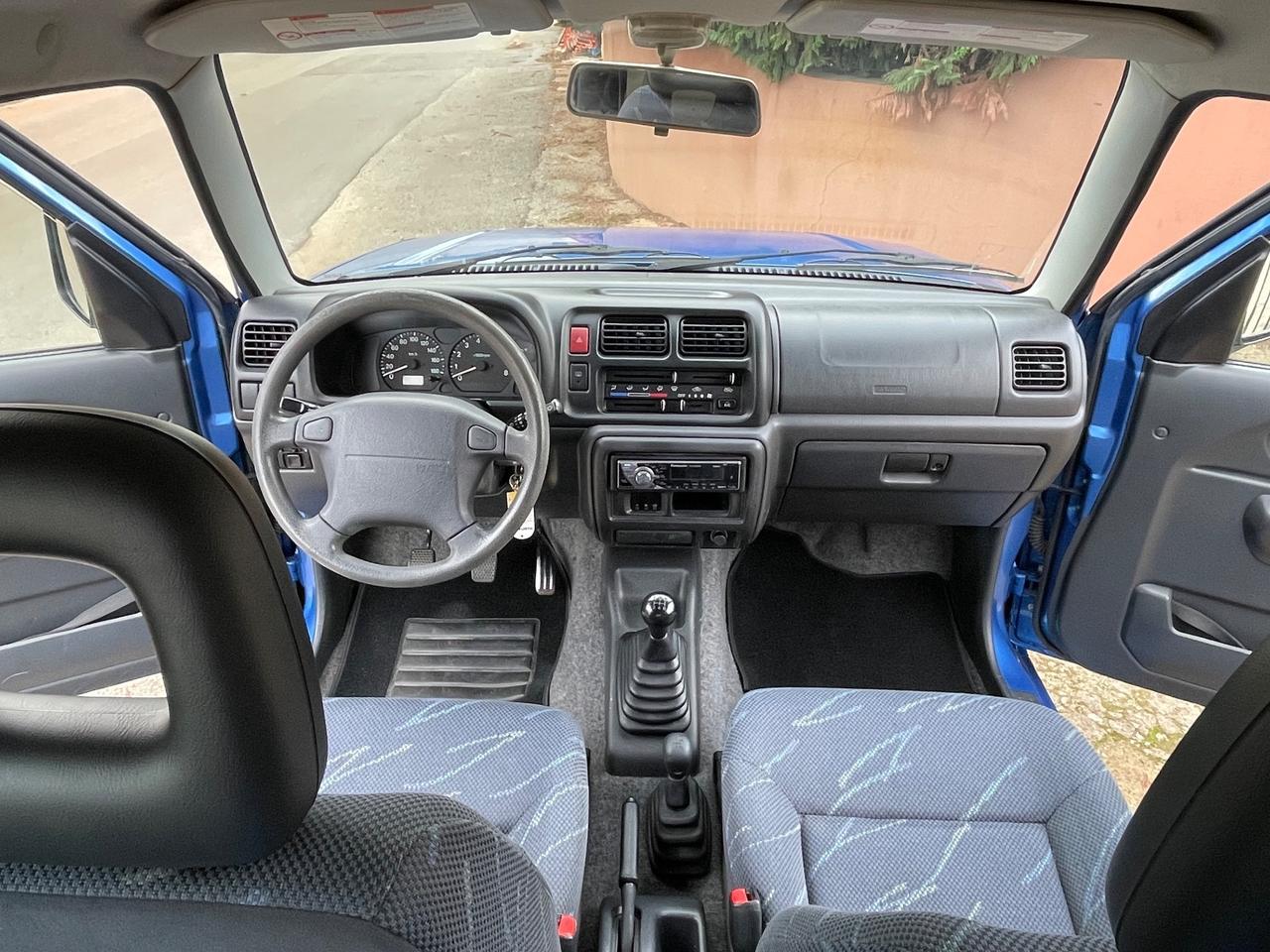 Suzuki Jimny 1.3i 16V cat 4WD JLX