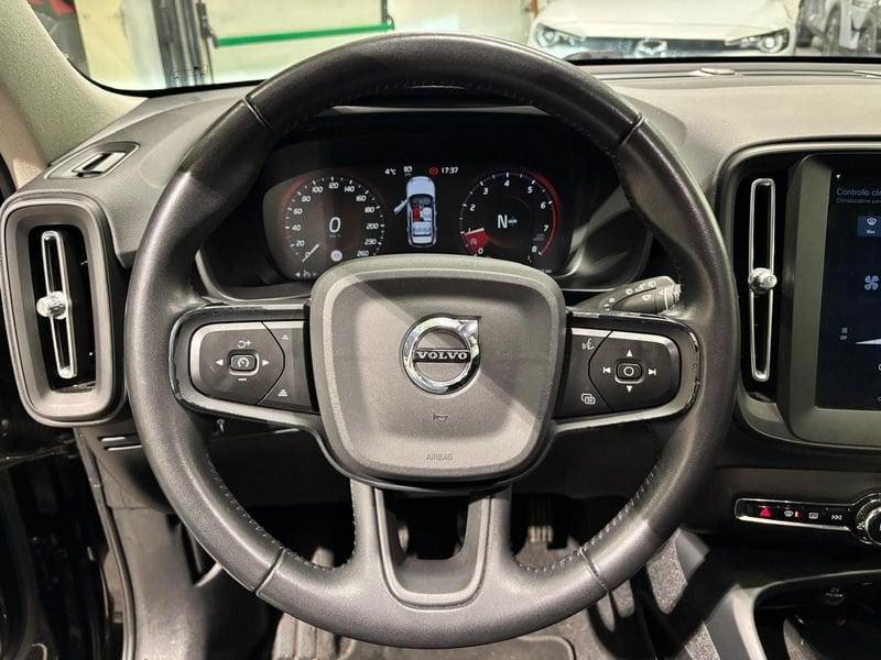 Volvo XC40 XC40 T2 Geartronic Momentum Core