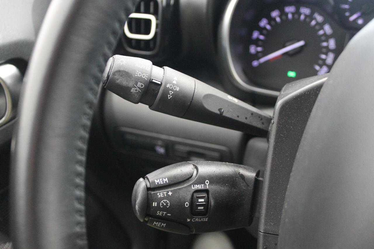 Citroen C3 Aircross 1.2 puretech Shine 110 Cv.