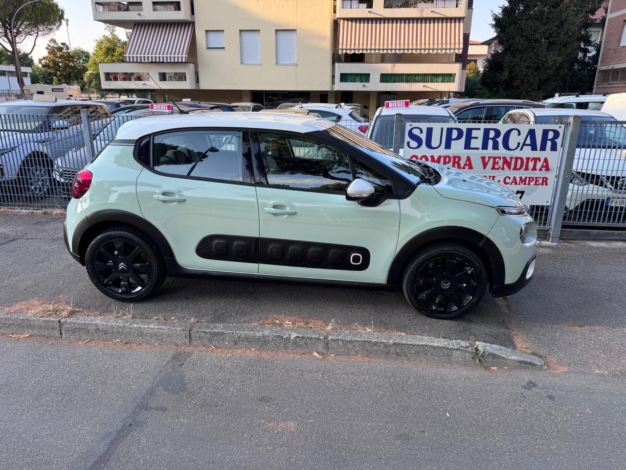 Citroen C3 PureTech 82 Shine garanzia 12 mesi