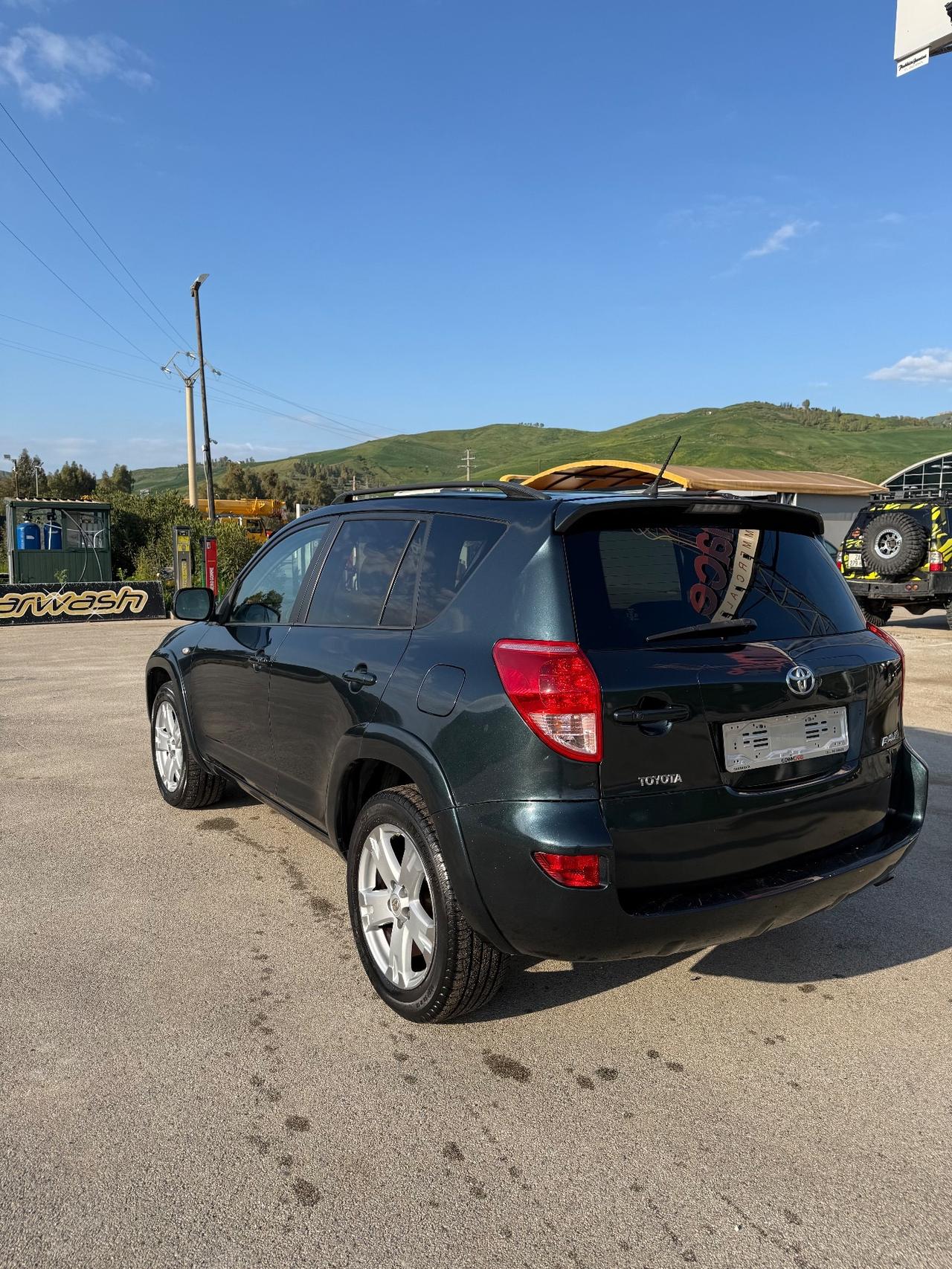 Toyota RAV 4 RAV4 2.2 D-4D 177 CV Luxury