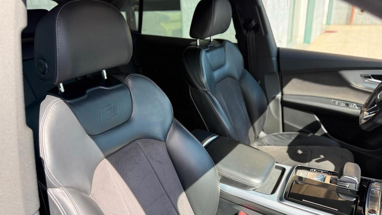 Audi Q8 50 TDI 286 CV quattro tiptronic Sport