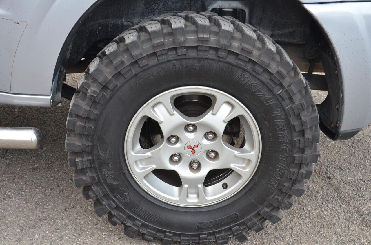 Mitsubishi Pajero 3.2 DI-D 16V aut. 5p. Instyle DPF GLX