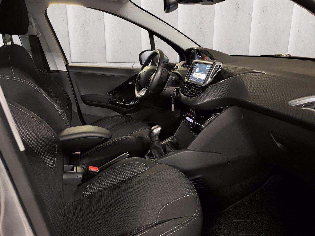 PEUGEOT 208 5p 1.2 puretech Allure s&s 82cv neopatentati del 2019