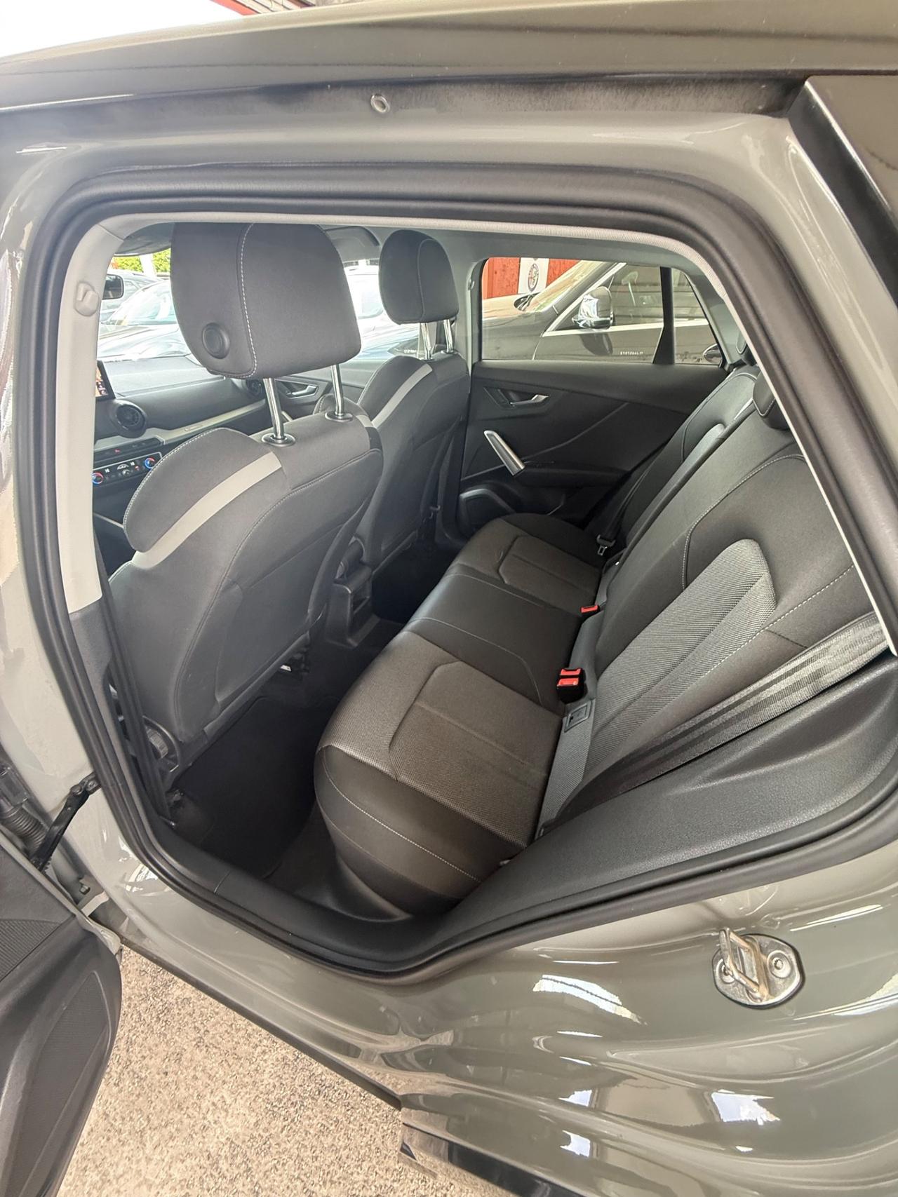 Q2 1.6 TDI S tronic Sport-sline-unipro-E6-rate