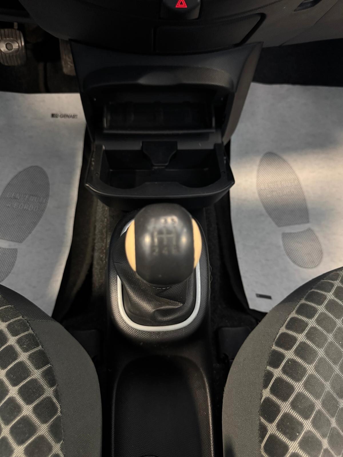 Nissan Micra 1.2 BENZ PER NEOPATENTATI 2007