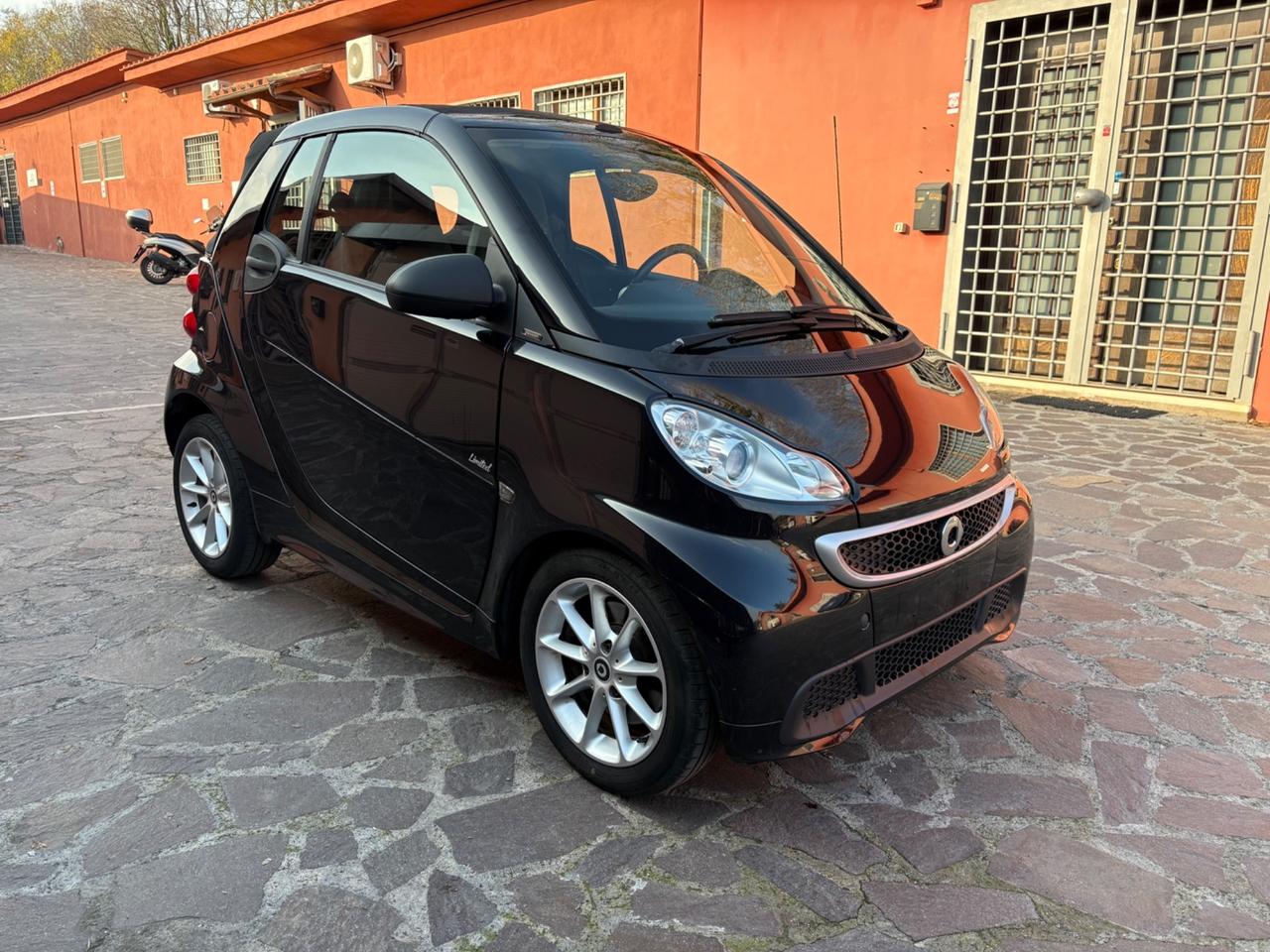 Smart ForTwo 1000 62 kW cabrio passion