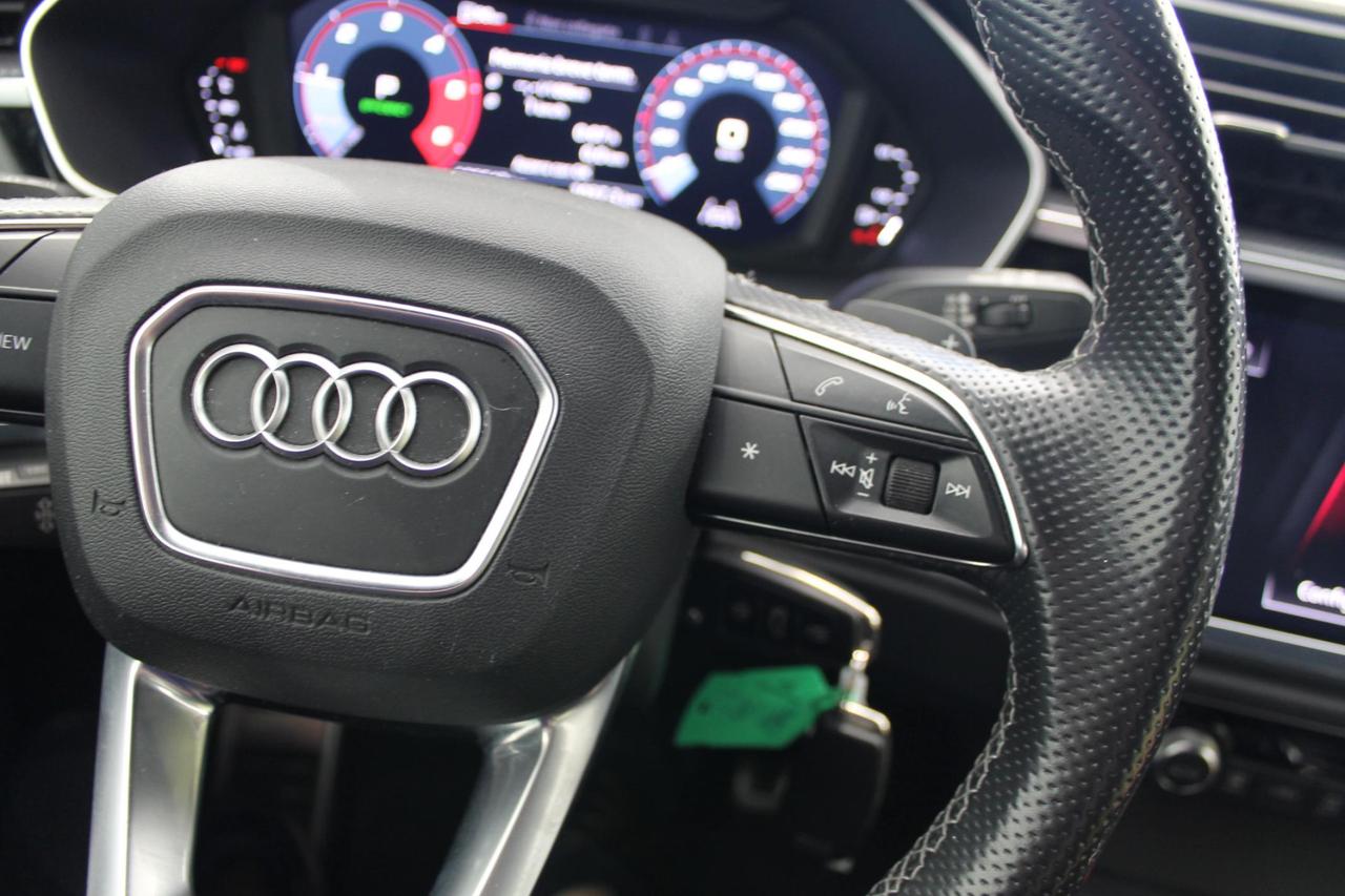 Audi Q3 Sportback 2.0 tdi S line Edition S-Tronic