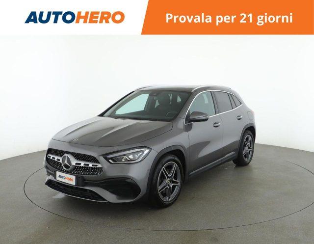 MERCEDES-BENZ GLA 200 Automatic Premium