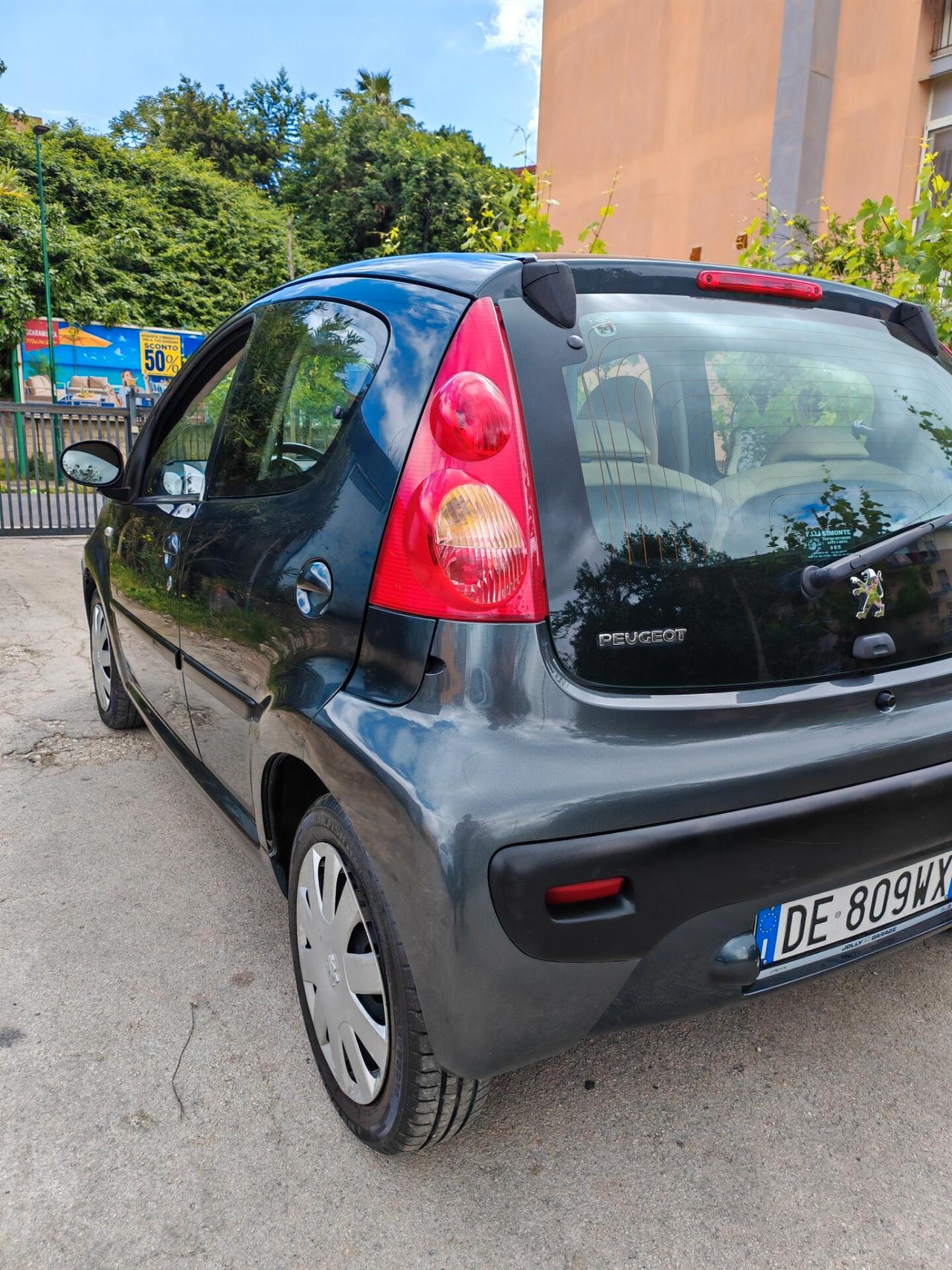 AUTOMATICA PEUGEOT 107 POCHI KM SWEET YEARS