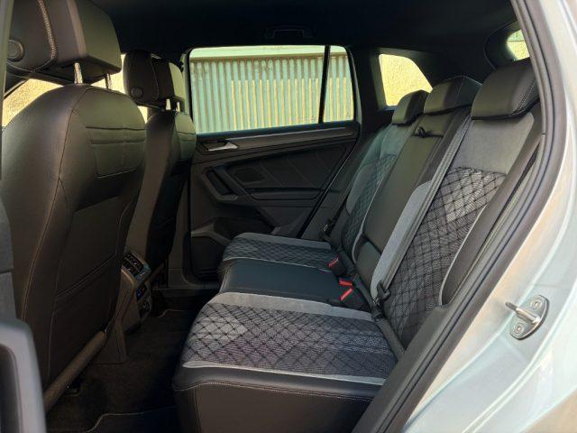 VOLKSWAGEN Tiguan 2.0TDI 150 DSG R-Line *69000KM*