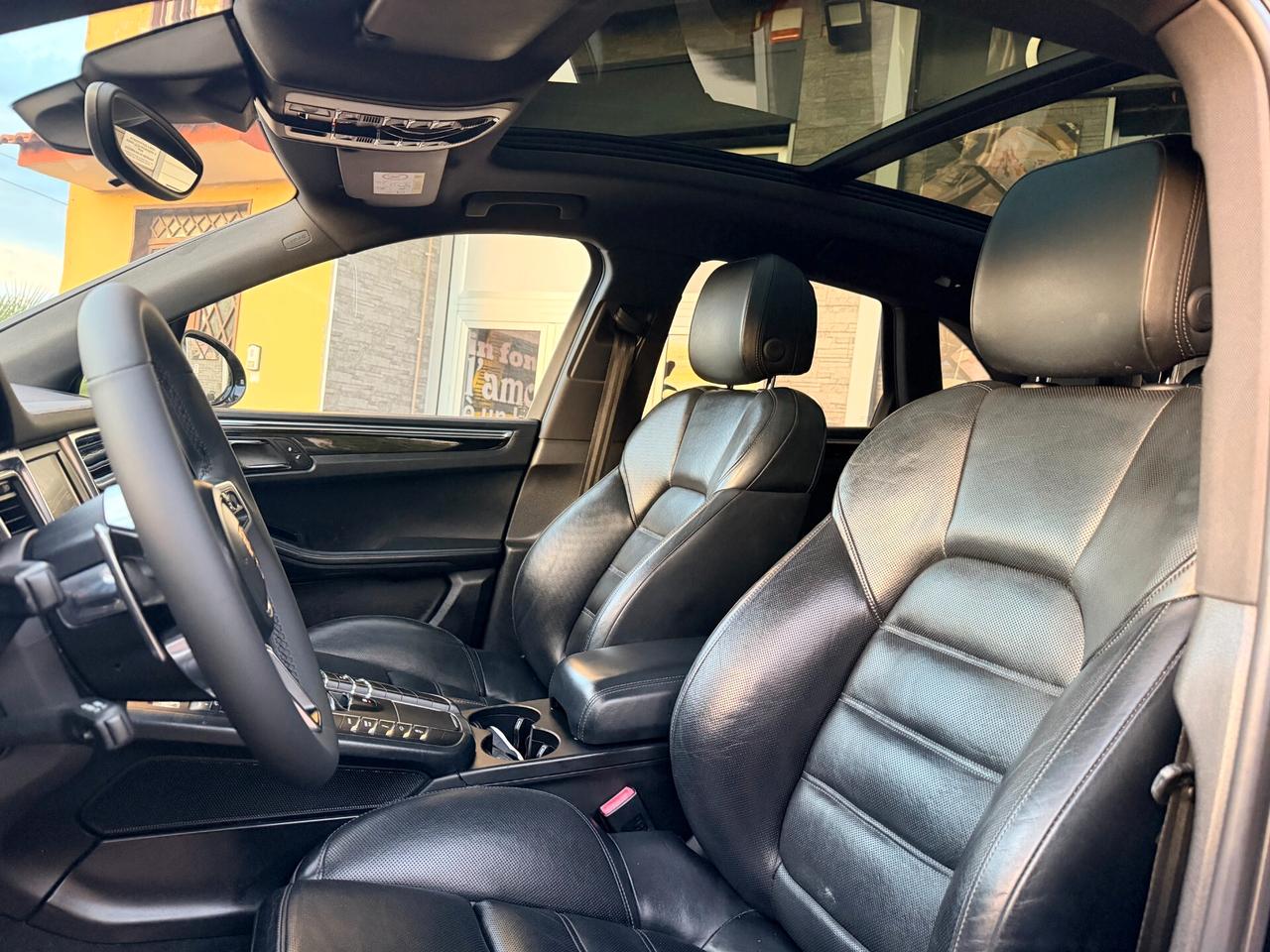 Porsche Macan 3.0 S -Tetto-Pasm-Full-Total BLACK