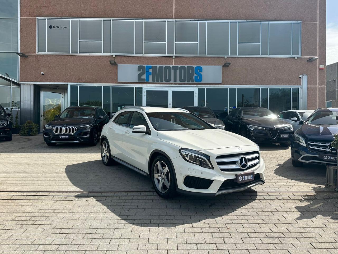 Mercedes-benz GLA 180 Premium