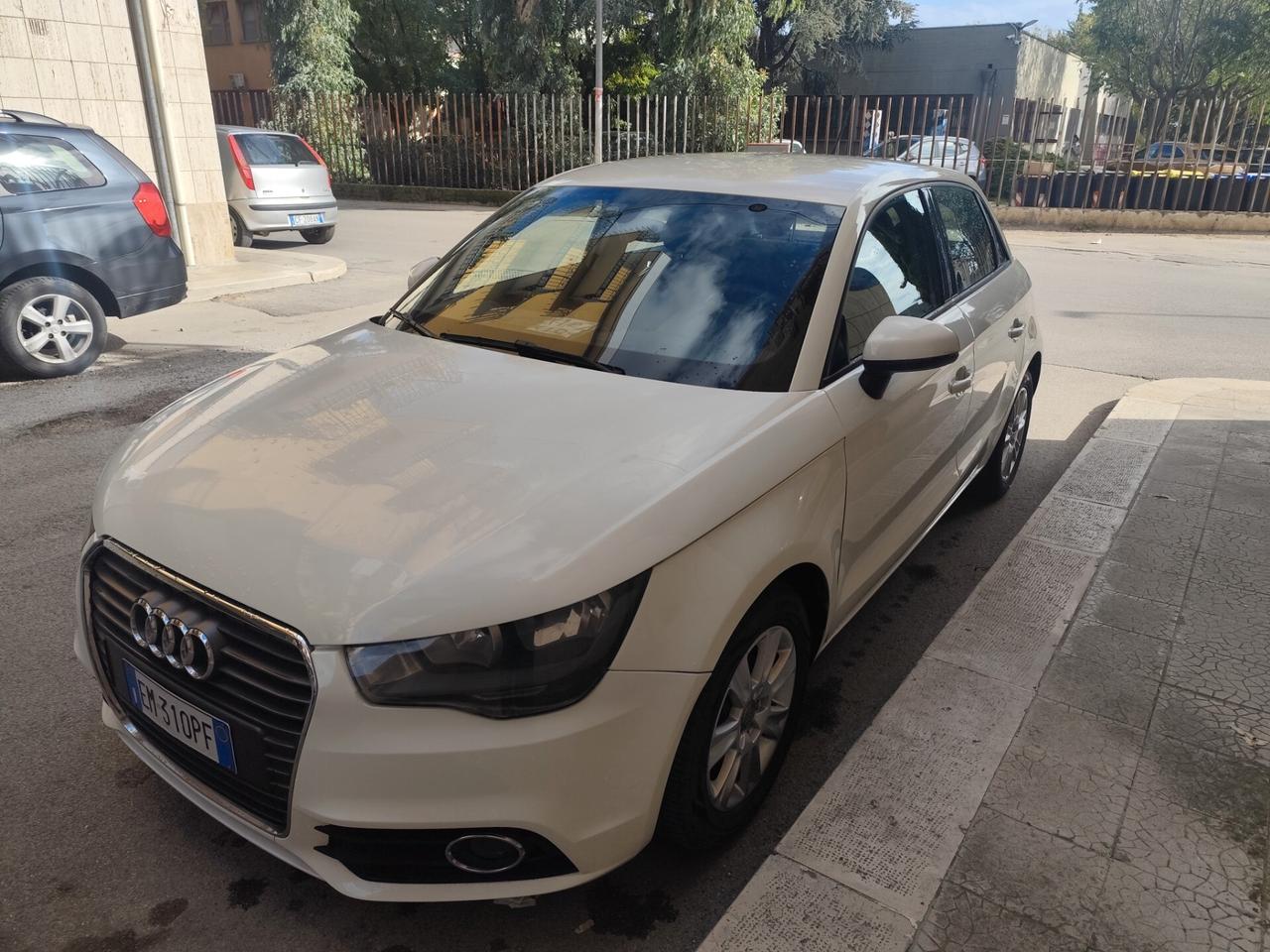 Audi A1 SPB 1.6 TDI Ambition 105Cv Tagliandi Audi