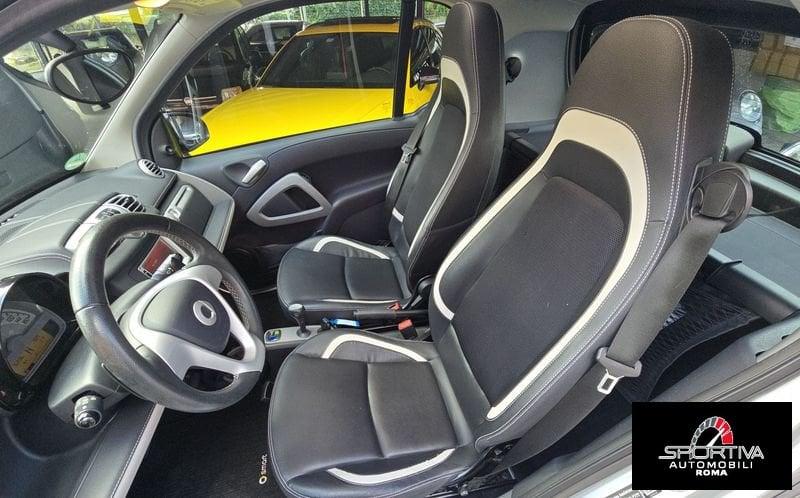 smart fortwo CITY FLAME OPACA EDITION SERVO UNIPRO!