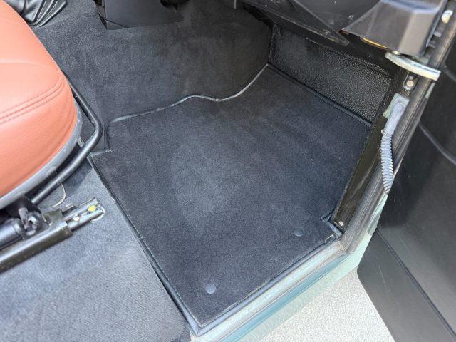 LAND ROVER Defender 90 2.4 TD4 Station Wagon S INTERNI IN PELLE