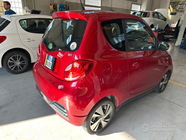 Auto elettrica city car elettrica