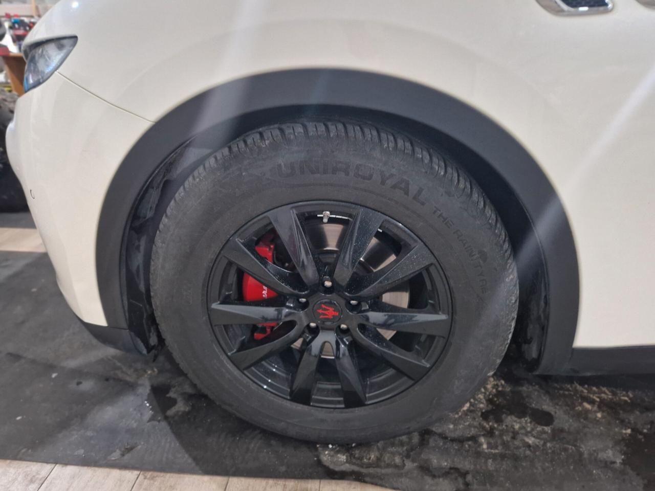 Maserati Levante V6 Diesel 275 CV AWD Granlusso