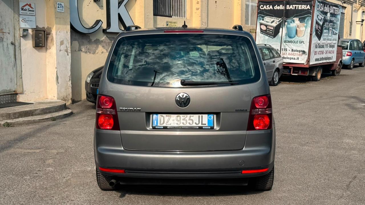 Volkswagen Touran 2.0 Highline Ecofuel