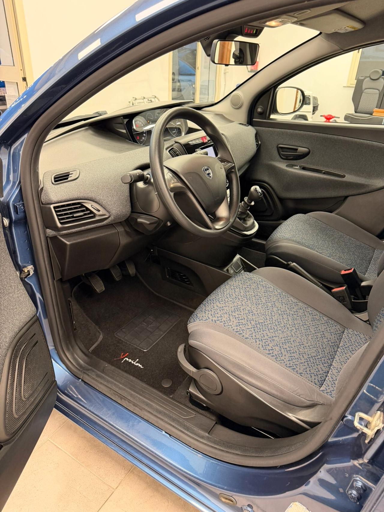 LANCIA YPSILON 1.0 HYBRID FIREFLY 70 CV 2022