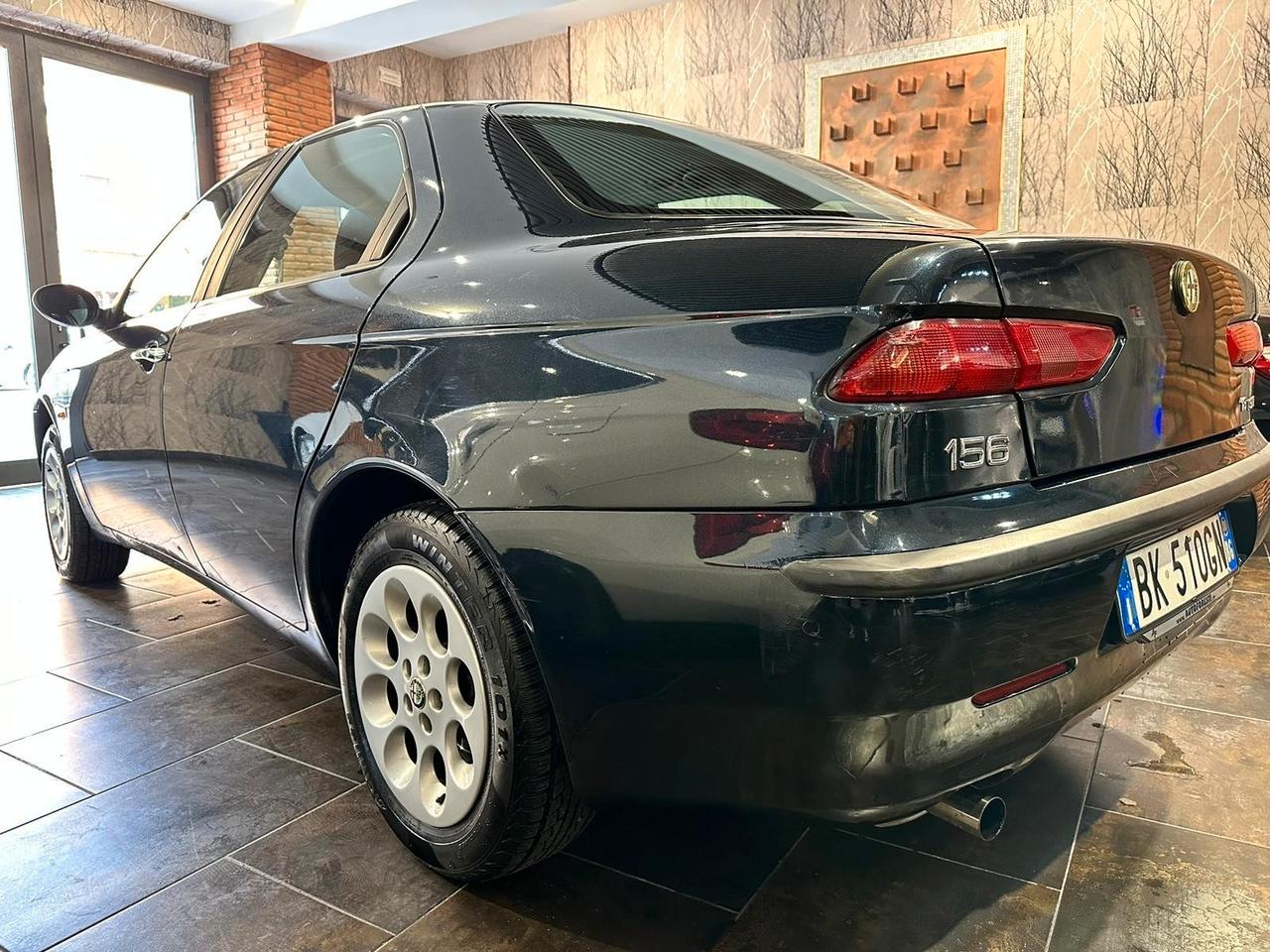Alfa Romeo 156 2.0i 16V Twin Spark cat Distinctive