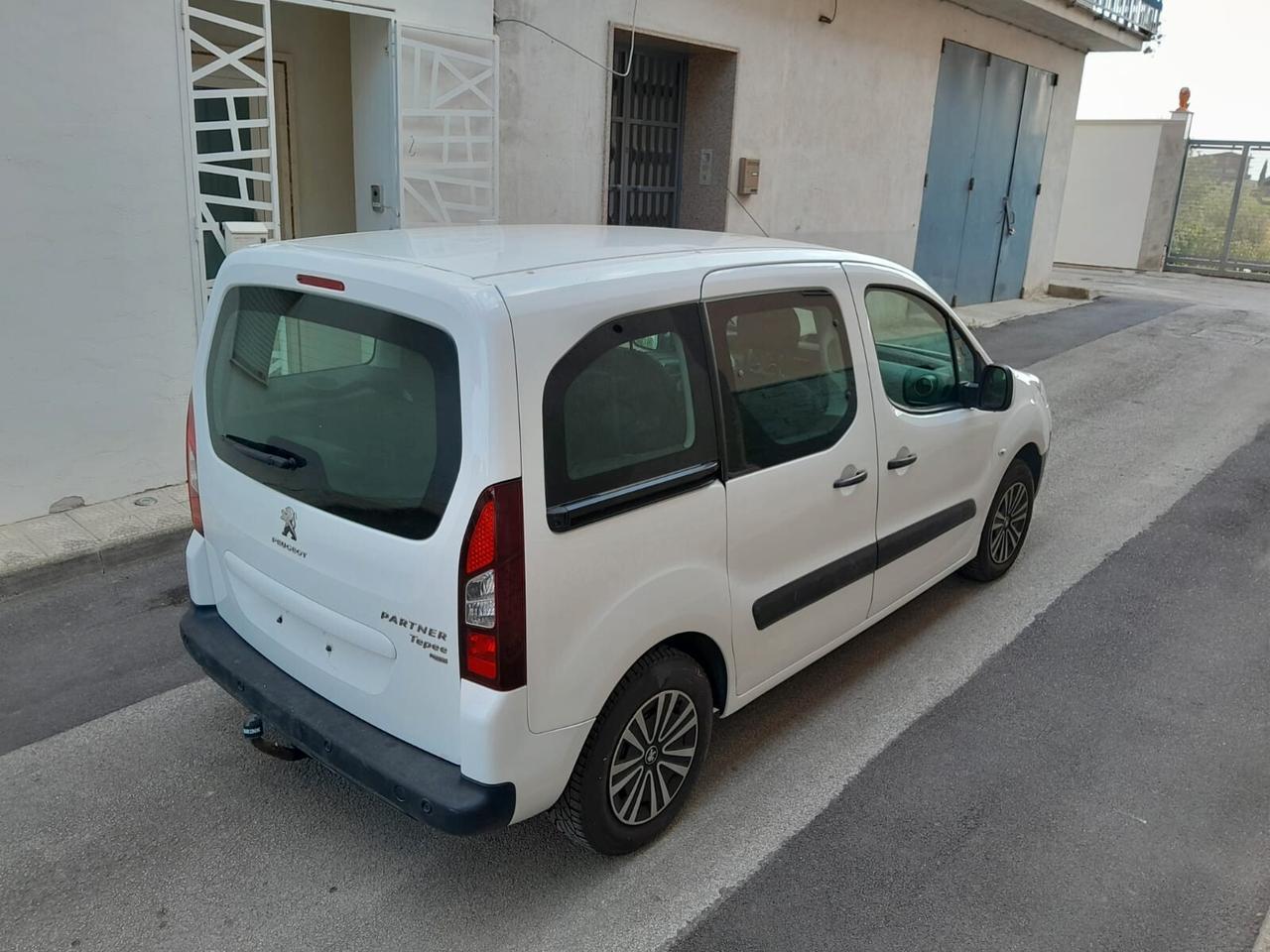 Peugeot Partner Tepee 1.6 HDi 92CV Active