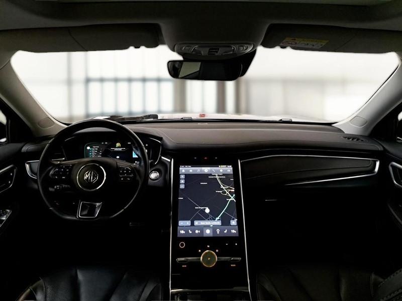 MG MARVEL R LUXURY SUV