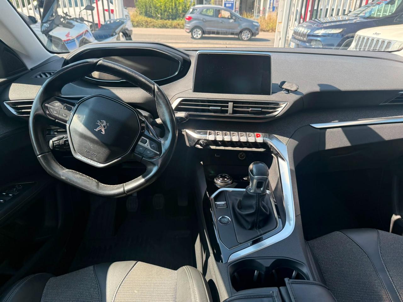 Peugeot 3008 BlueHDi 130 S&S Crossway