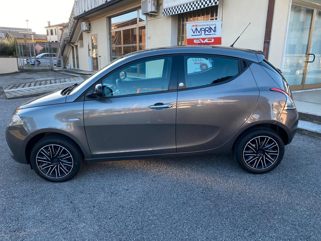 Lancia Ypsilon 1.2 69 CV 5 porte GPL Ecochic