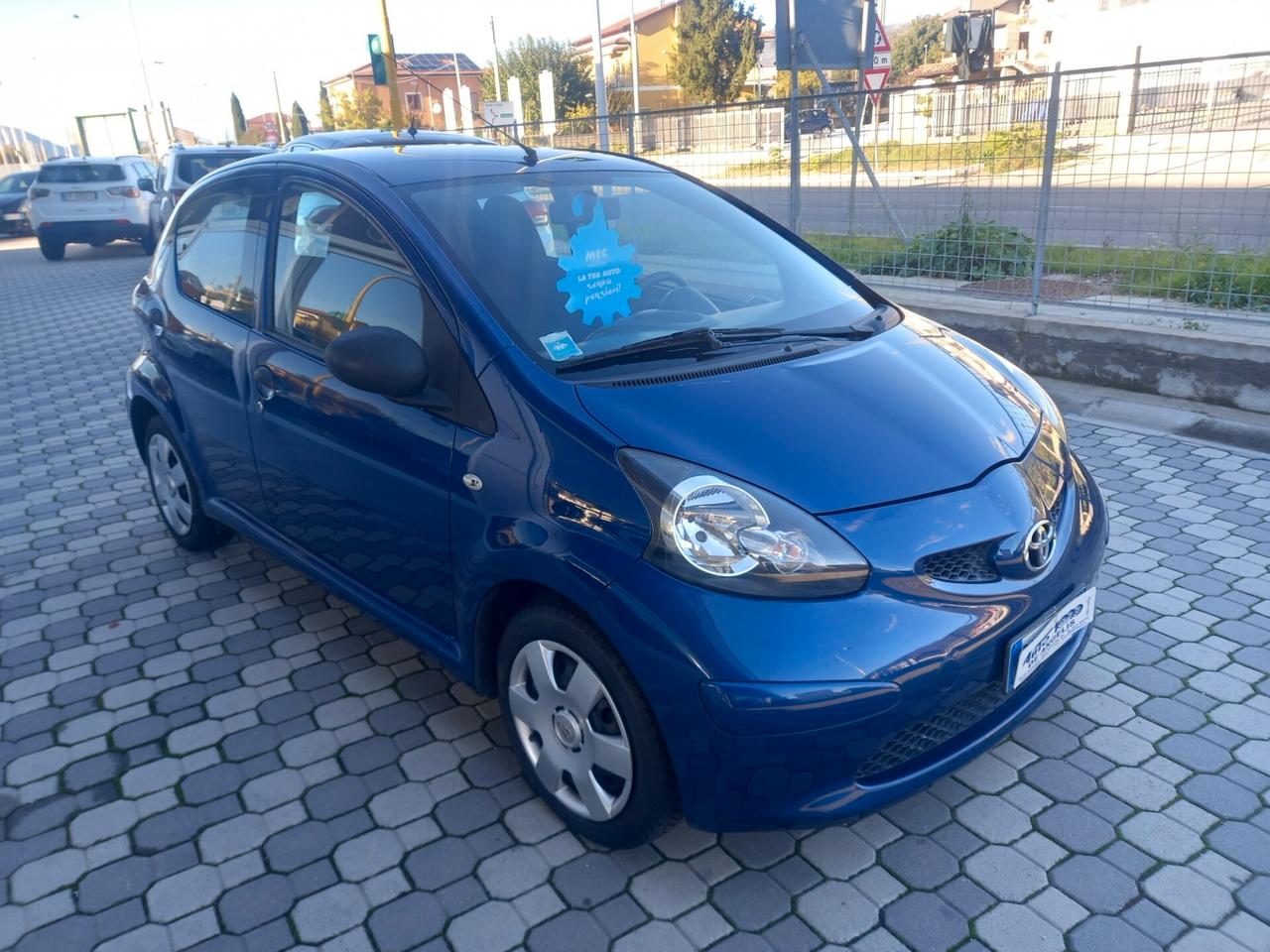 Toyota Aygo 1.0 5 PORTE ** UNICO PROPRIETARIO - COME NUOVA **