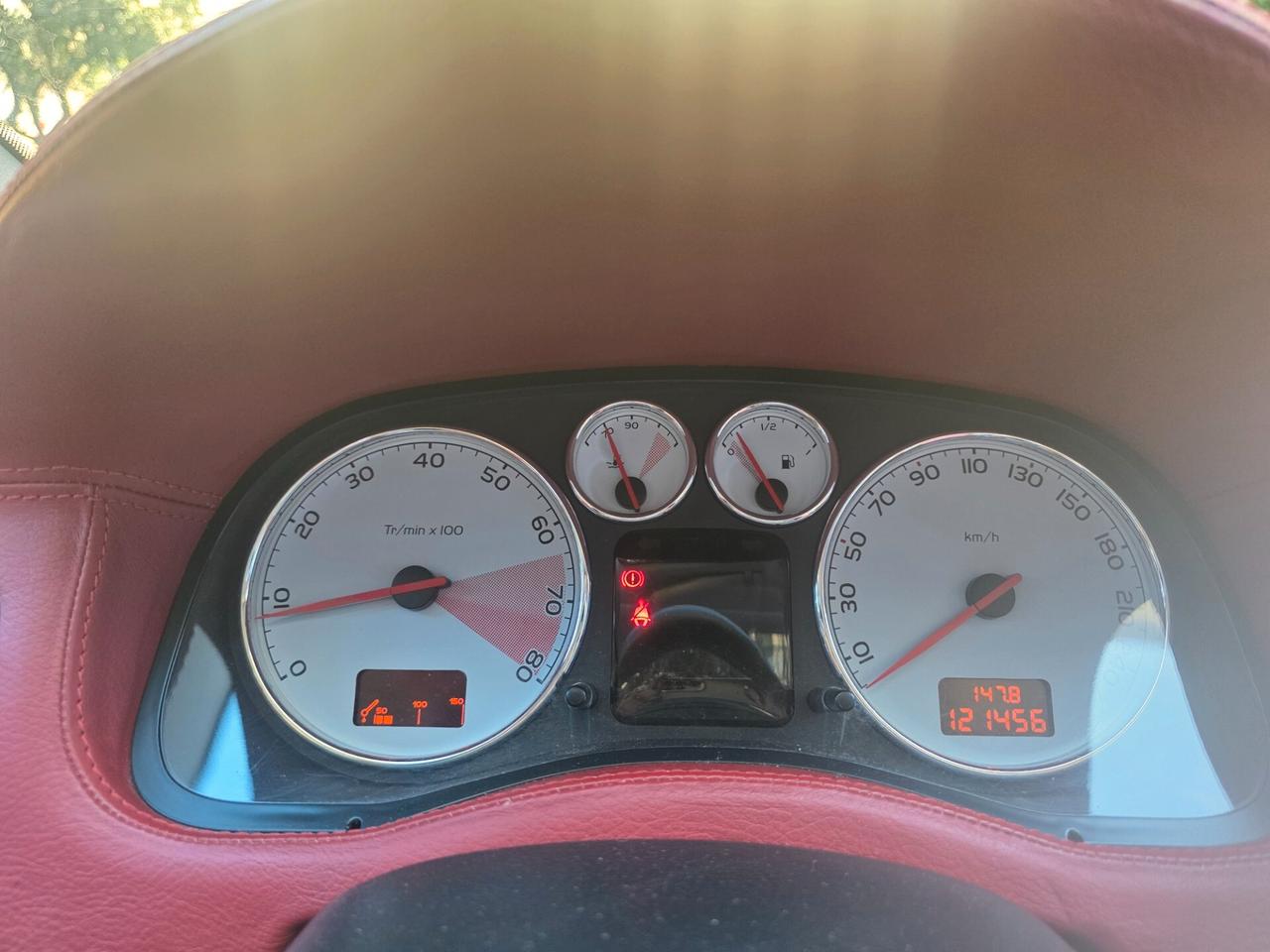 Peugeot 307 2.0 16V CC